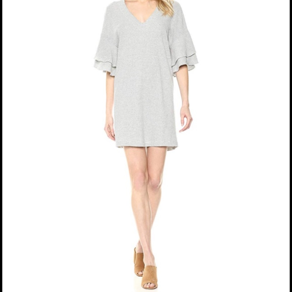Like new Lucky Brand Striped Ruffle Sleeve Dress M